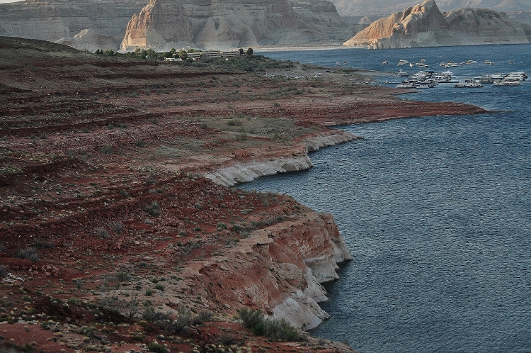 Lake Powell shoreline